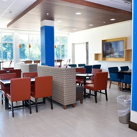 Holiday Inn Express & Suites - Bensenville - O'Hare By Ihg Ngoại thất bức ảnh